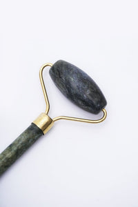 2 in 1 Jade Roller and Gua Sha set