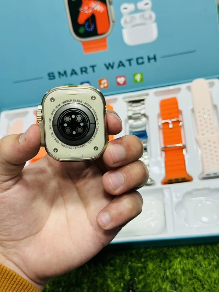 "CROWN 8+1 Smartwatch & Airbuds Combo"